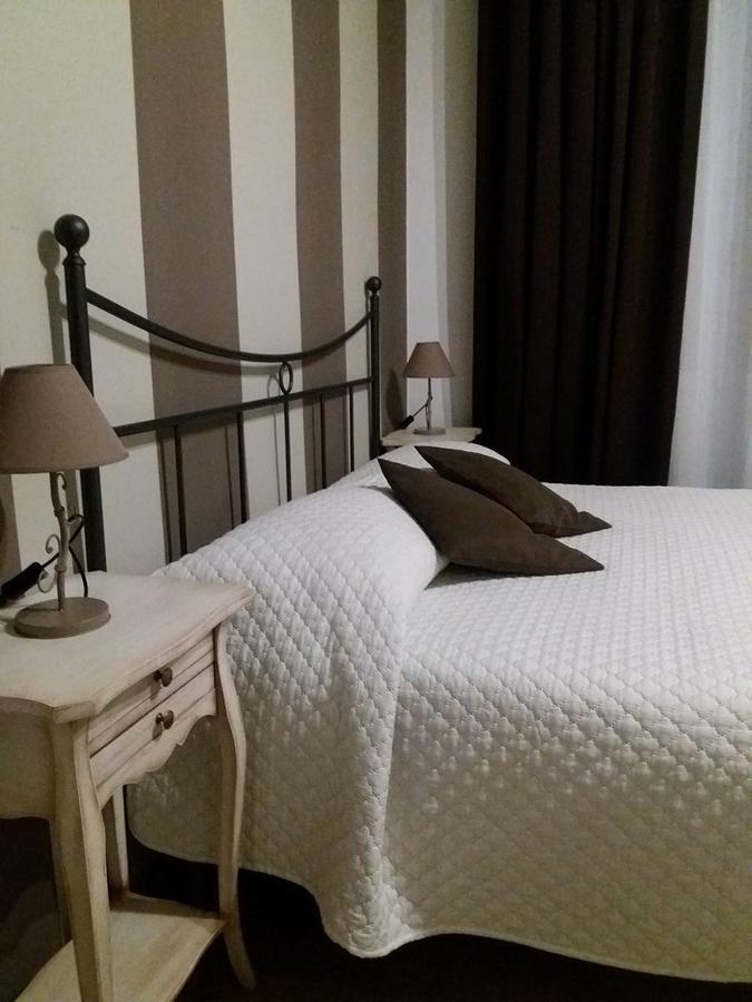 B&B Lei Foggia Bagian luar foto